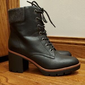 Naturalizer Black Lace Up Boots Size 6